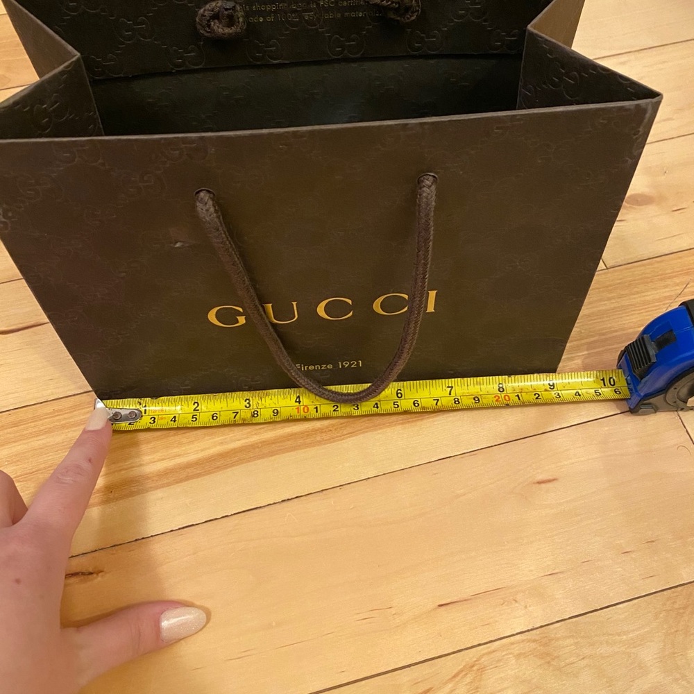 Gucci - Picture 5 of 6